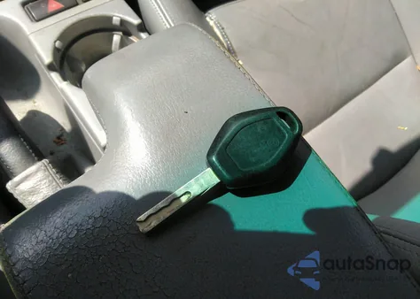 2002 BMW 325Ci из США, поврежденный, VIN WBABN33472JW60993